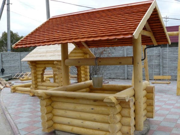 примеры строительства деревянных колодцев
